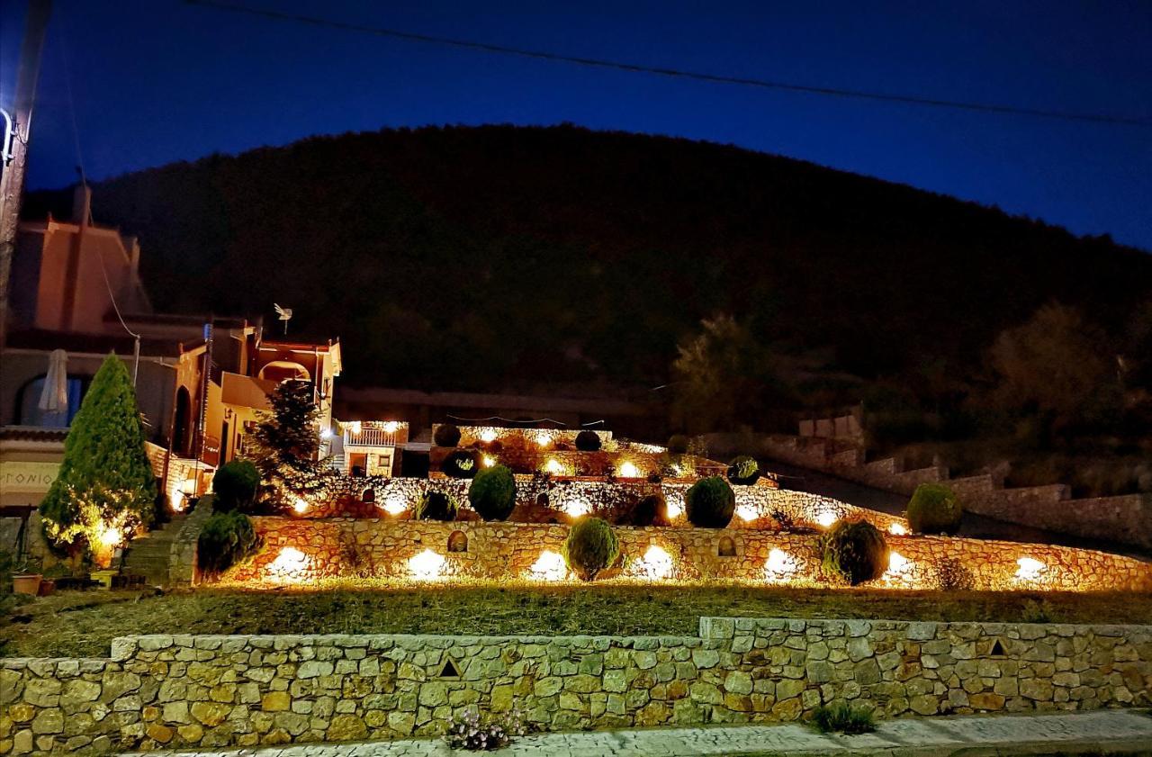 Flygonion Guesthouse Kiriákion エクステリア 写真